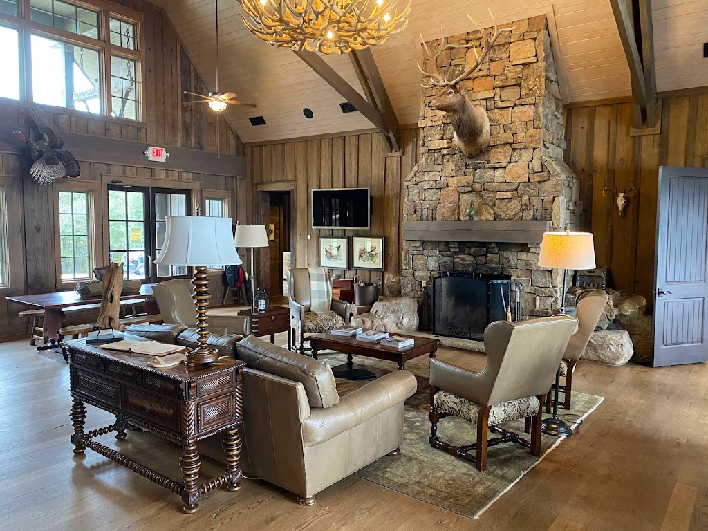 Blalock Lakes Lodge | 656 Blalock Lakes Dr, Newnan, GA 30263, USA | Phone: (770) 683-7100