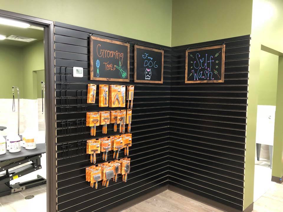 EarthWise Pet Supply & Grooming | 252 W Stonebrook Pkwy #650, Frisco, TX 75036, USA | Phone: (972) 301-8277