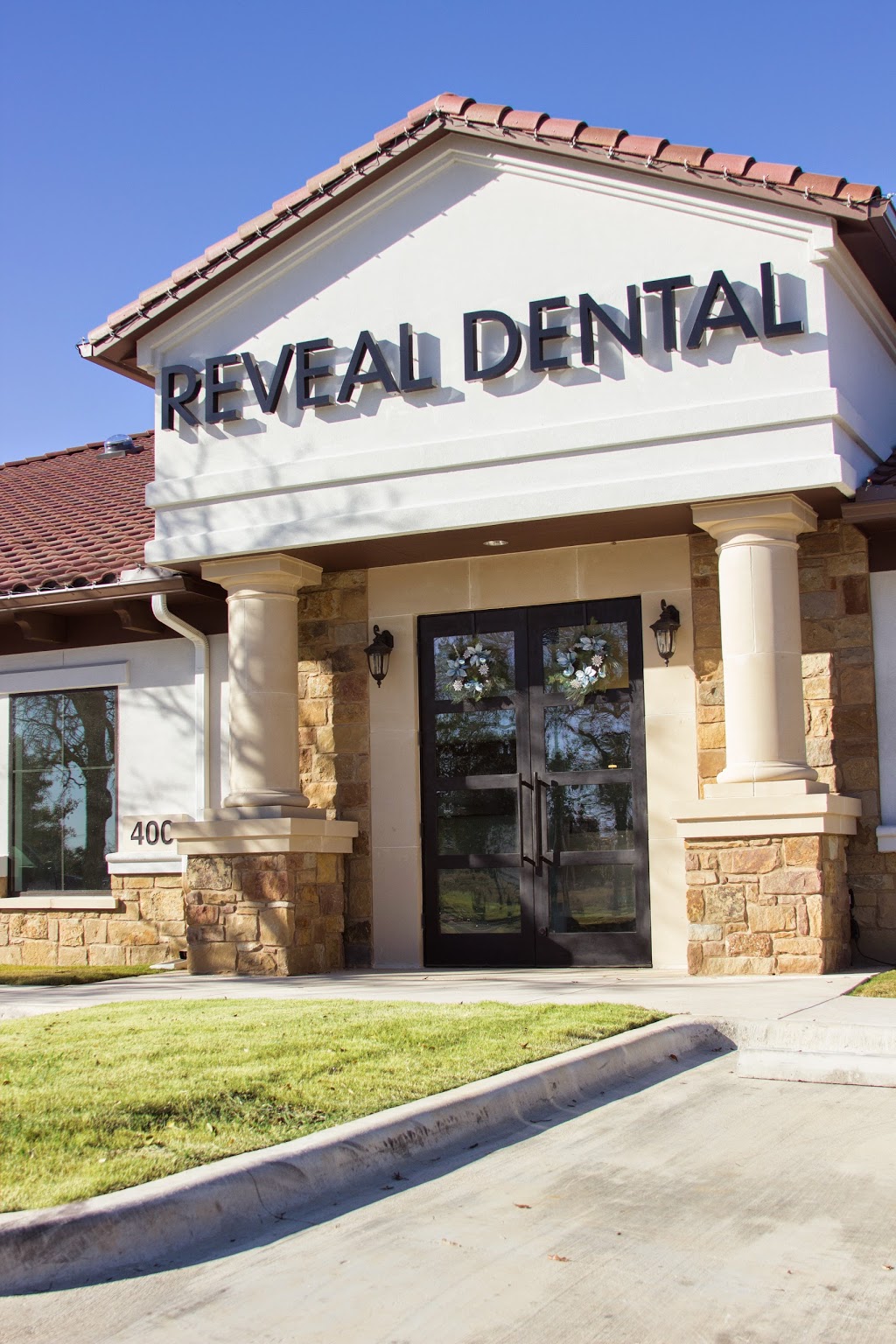 Reveal Dental | 1785 E Whitestone Blvd #400, Cedar Park, TX 78613, USA | Phone: (512) 337-2316