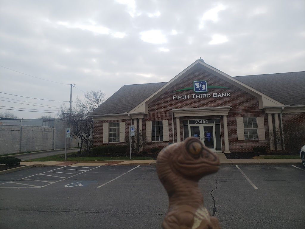 Fifth Third Bank & ATM | 33464 Vine St, Eastlake, OH 44095, USA | Phone: (440) 951-7676