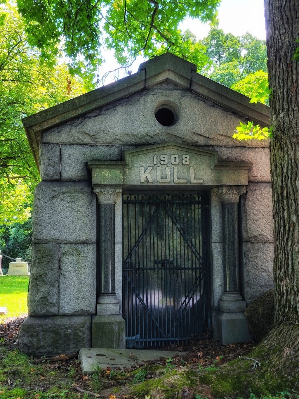 Mount Peace Cemetery | 183 Aqueduct St, Akron, OH 44303, USA | Phone: (330) 253-4551
