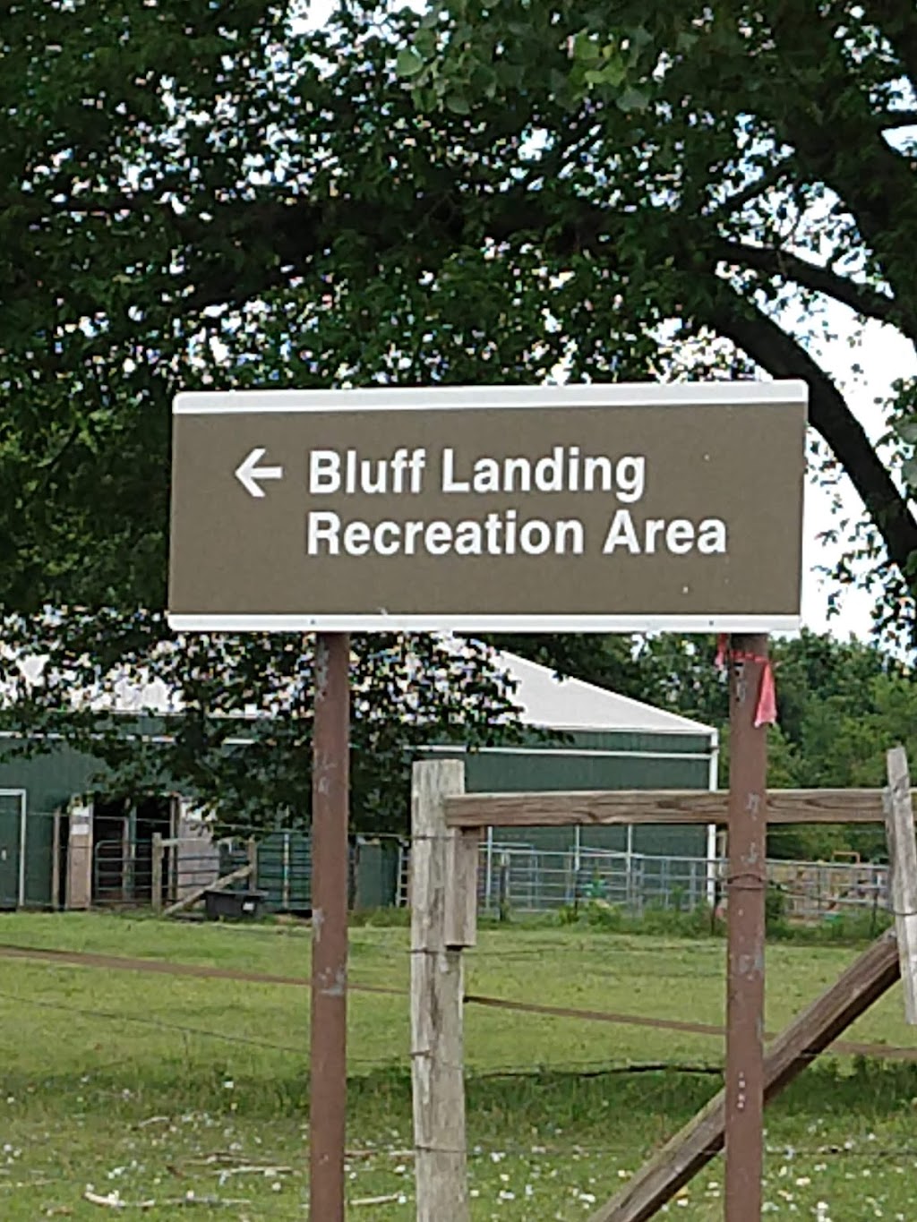 Bluff Landing Public Use Area | Broken Arrow, OK 74014, USA | Phone: (918) 682-4314