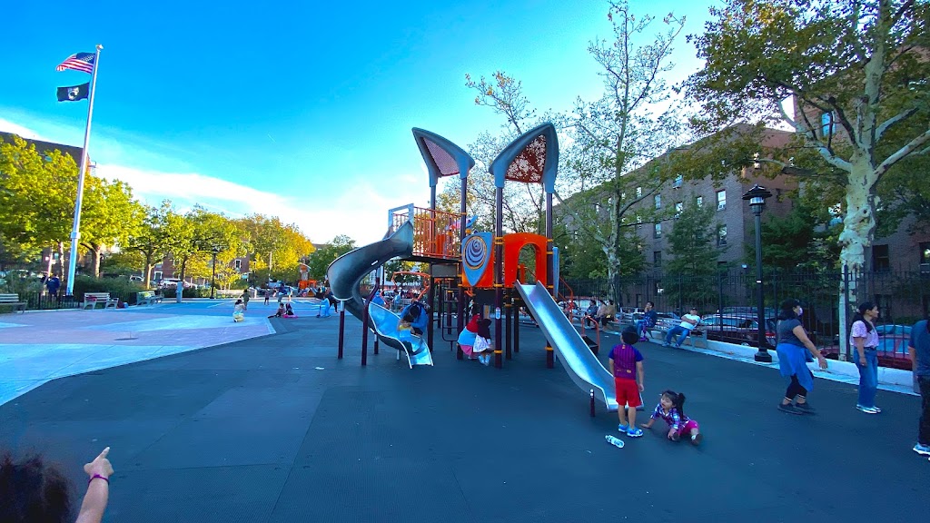 Hart Playground | 65-01 37th Ave, Queens, NY 11377, USA | Phone: (212) 639-9675