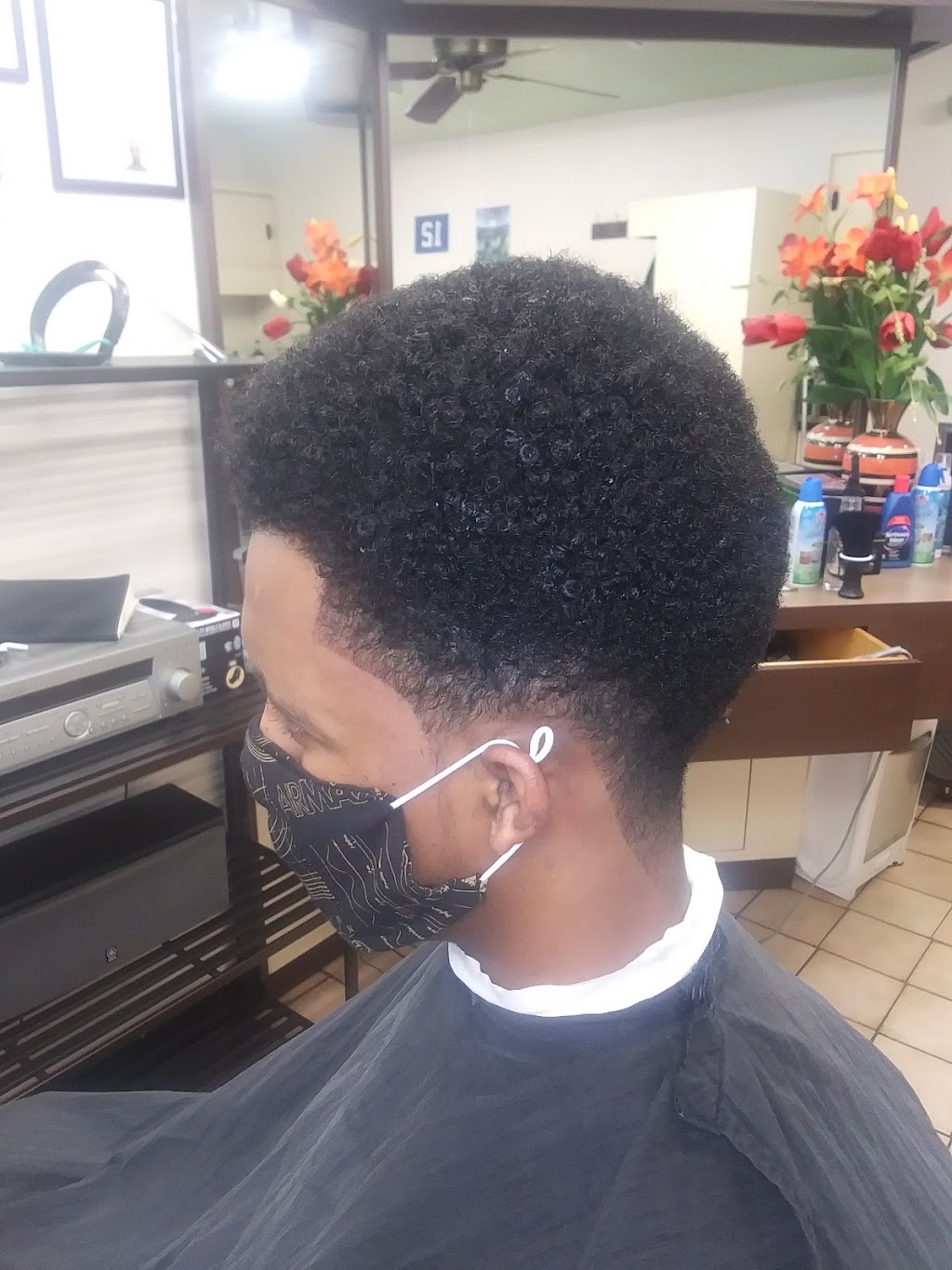 Unique Barber Shop | 323 N 105th St B, Seattle, WA 98133, USA | Phone: (206) 427-8965