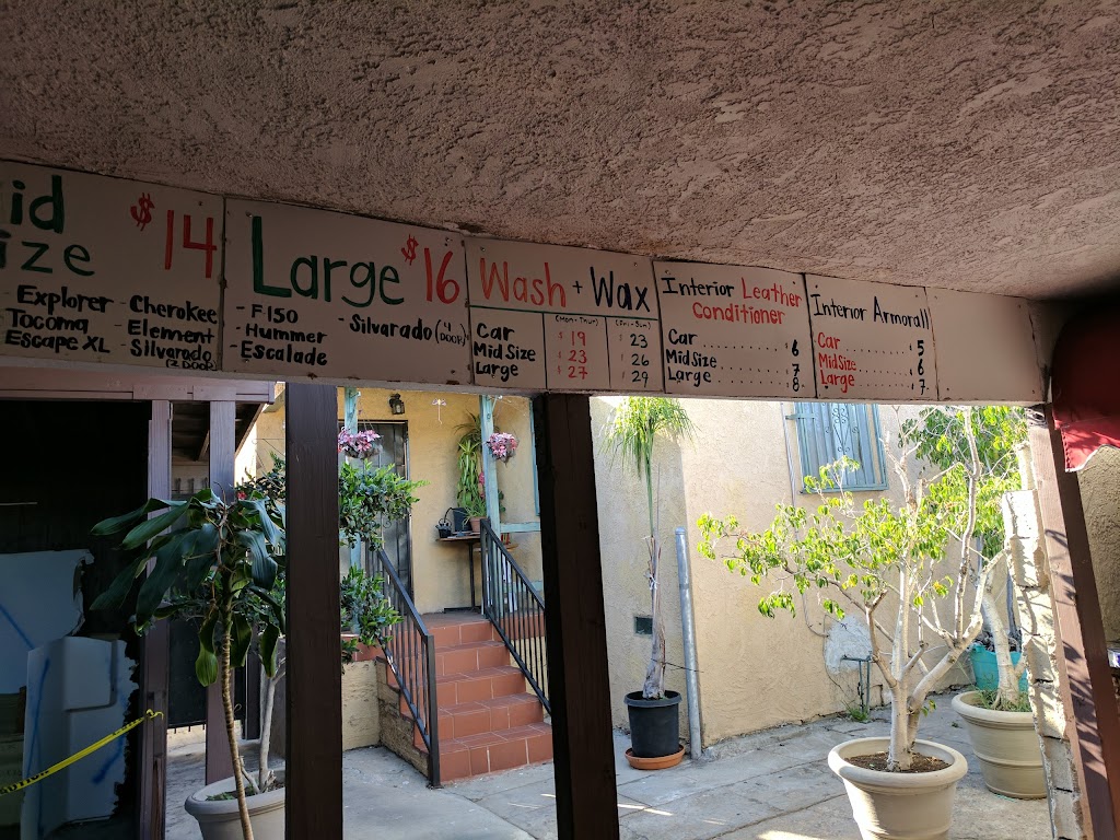 Bob's Hand Car Wash in 3629 Whittier Blvd, Los Angeles, CA 90023, USA