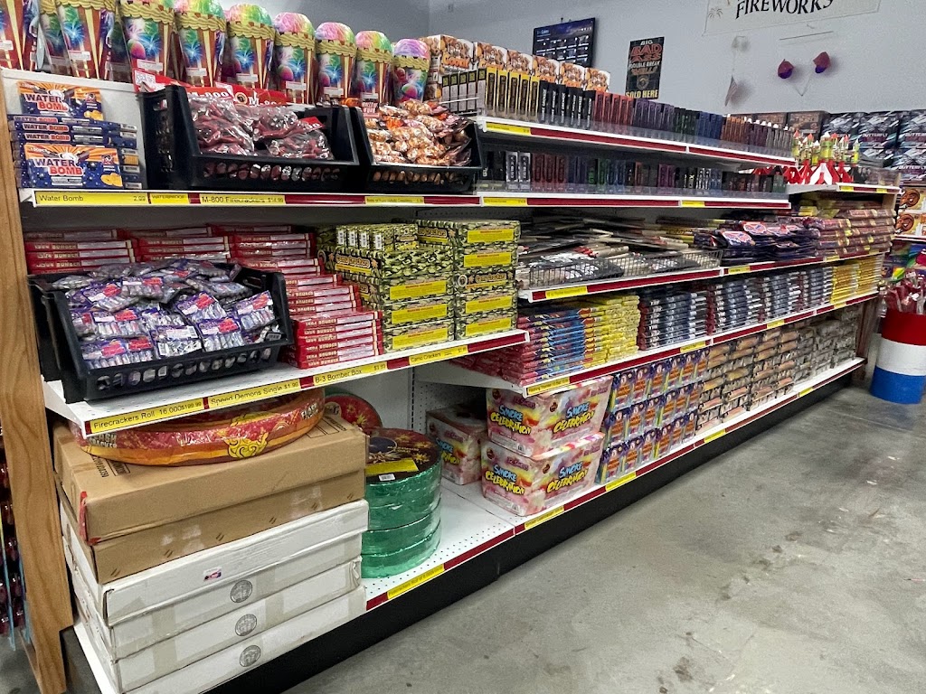 Tri-State Fireworks | 1020 Town Dr, Wilder, KY 41076, USA | Phone: (859) 441-7000