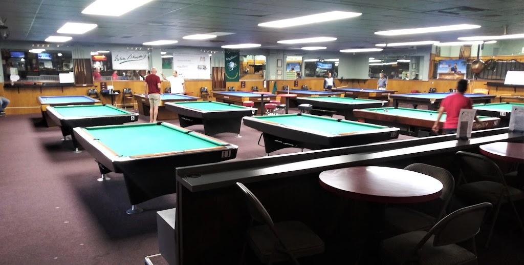 College Billiards | 5303 El Cajon Blvd, San Diego, CA 92115, USA | Phone: (619) 582-4550