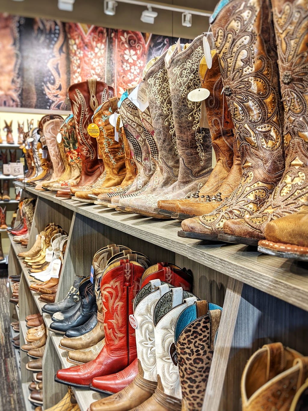 Boot Barn | 2911 Rio Grande Blvd STE 200, Euless, TX 76039, USA | Phone: (817) 685-9488