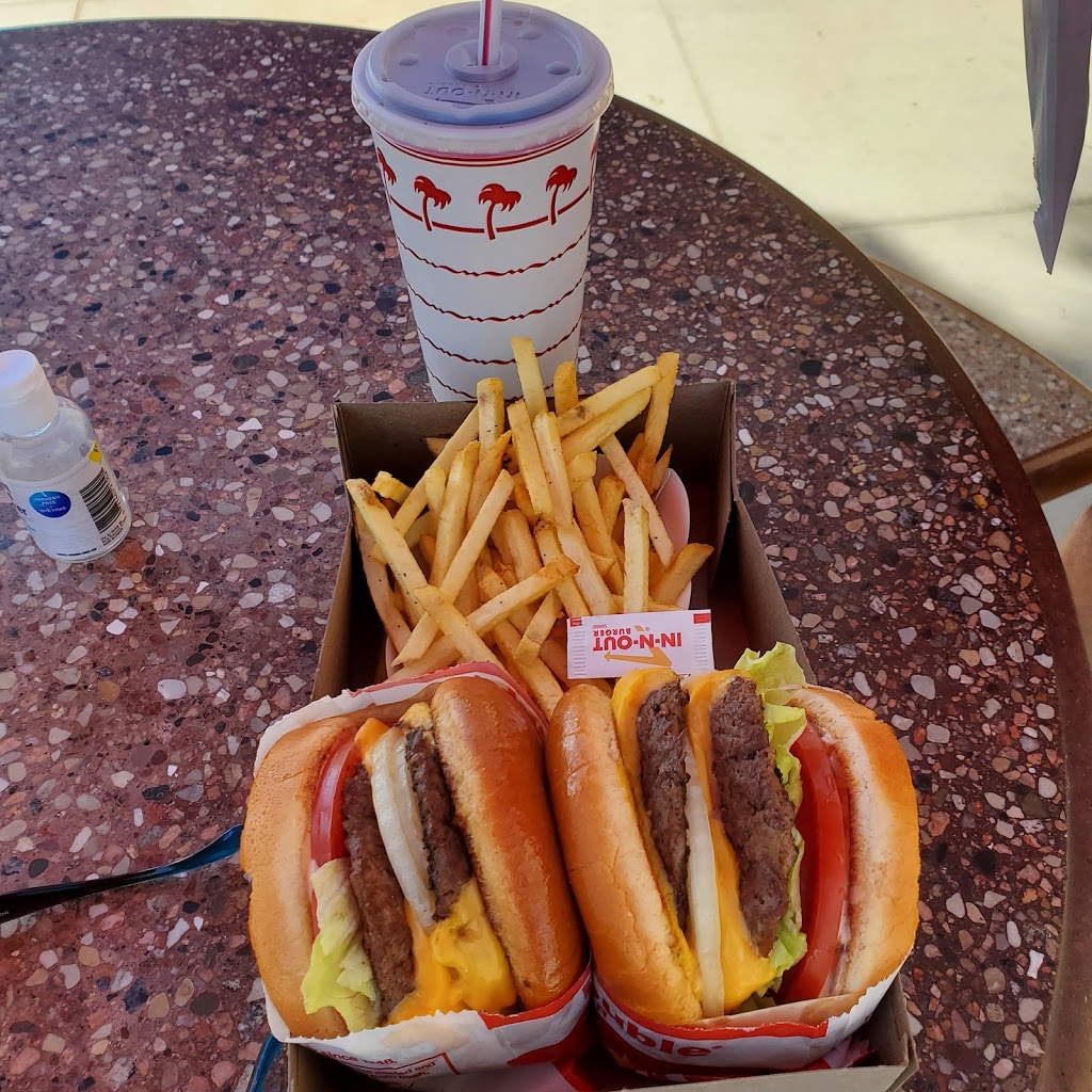 In-N-Out Burger | 1859 S Signal Butte Rd, Mesa, AZ 85209, USA | Phone: (800) 786-1000