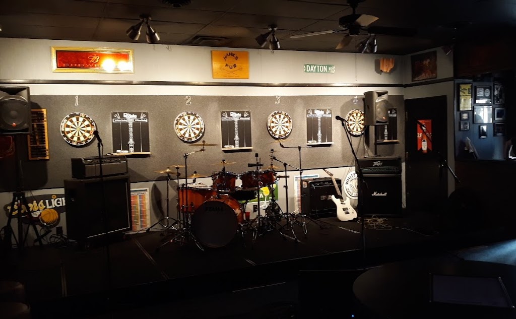 Hanks Local Bar+Food+Patio | 2529 Patterson Rd, Dayton, OH 45420, USA | Phone: (937) 254-7527