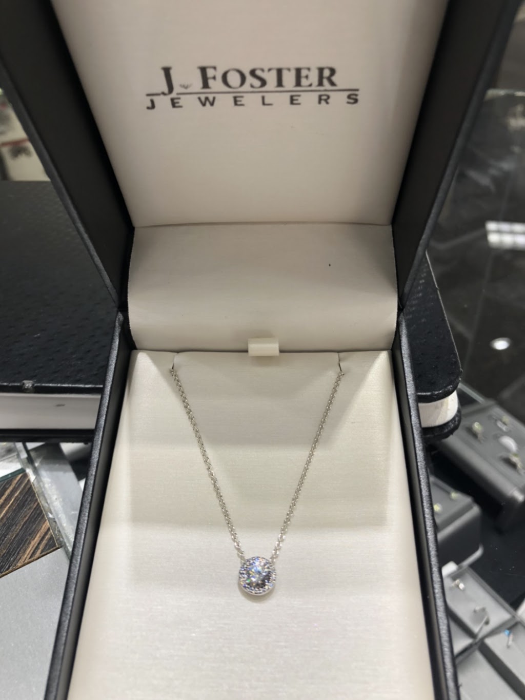 J. Foster Jewelers | 3100 Main St, Maumee, OH 43537, USA | Phone: (419) 878-9998