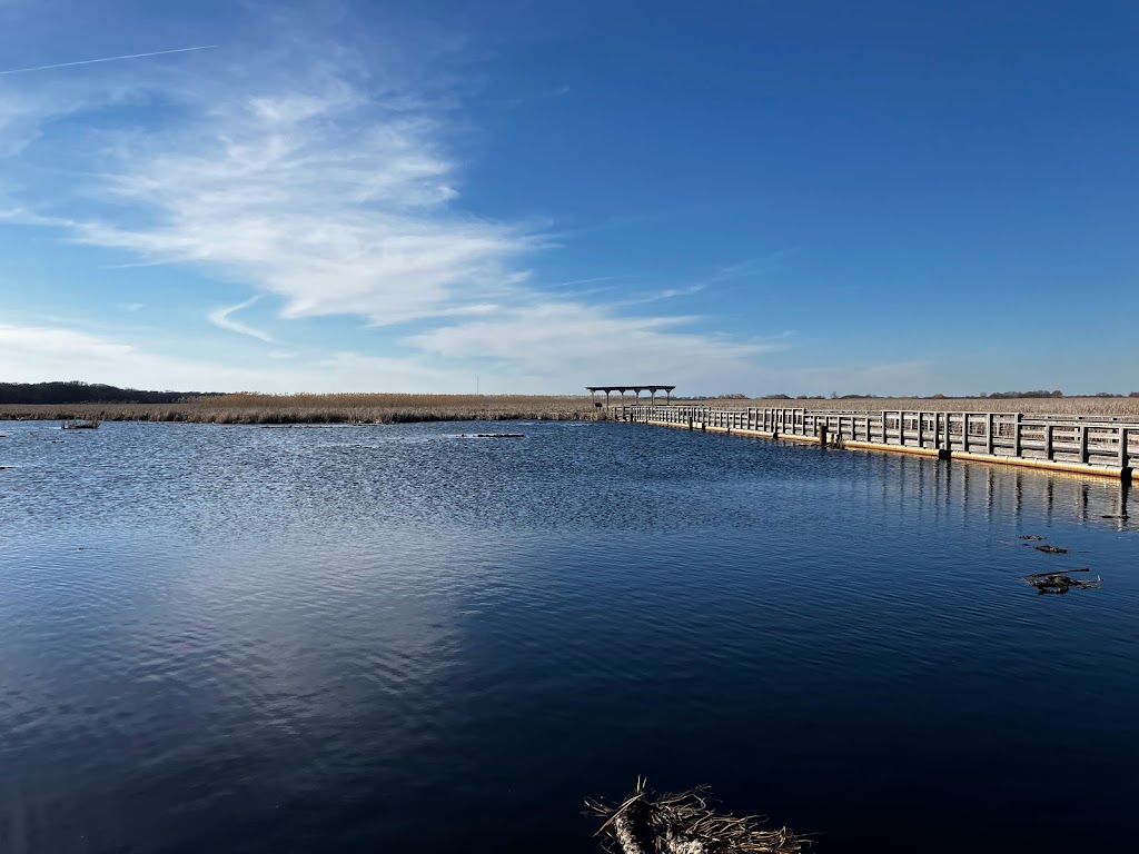 Point Pelee National Park Visitor Centre | Point Pelee Dr, Leamington, ON N0P 2P0, Canada | Phone: (519) 322-2365