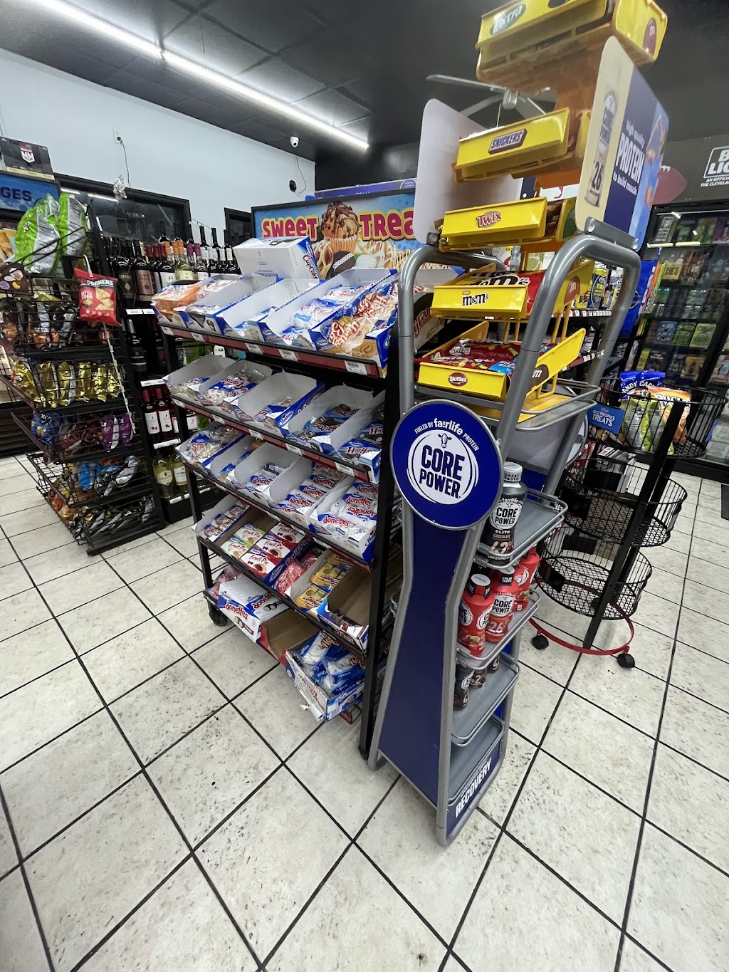 Mobil / Mama Mary’s hummus | 9796 Columbia Rd, Olmsted Falls, OH 44138, USA | Phone: (440) 235-0351