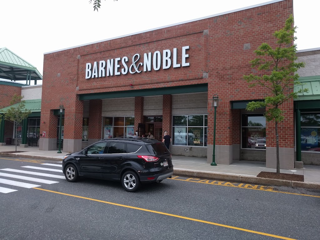 Barnes & Noble | 1 Worcester Rd, Framingham, MA 01701 | Phone: (508) 628-5567