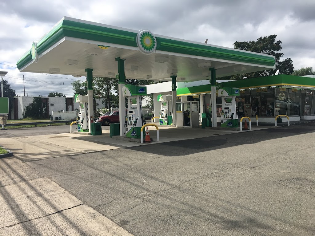 BP | 1284 McBride Ave, Woodland Park, NJ 07424, USA | Phone: (973) 638-1928