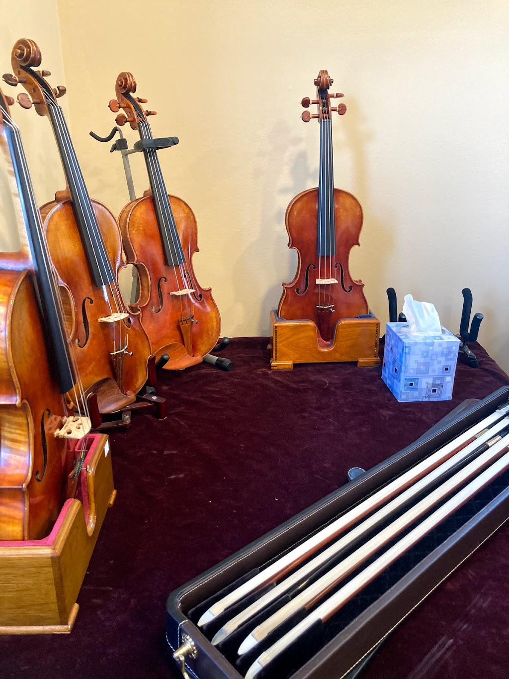 Classic Violins Shop | 119 W Maple Ave, Mundelein, IL 60060, USA | Phone: (847) 970-3797