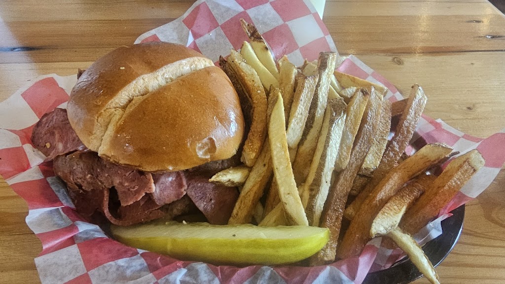 Papas Barbeque | 2 W Broadway St, Okemah, OK 74859, USA | Phone: (918) 720-6848