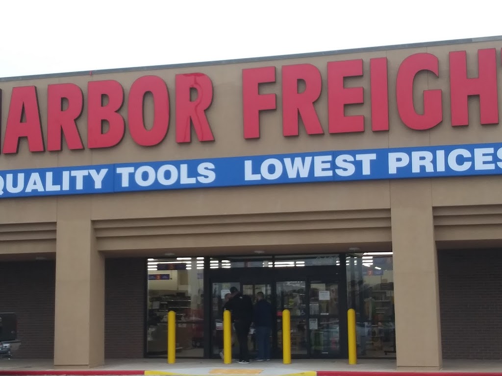 Harbor Freight Tools | 2403 Ponderosa Dr, Chickasha, OK 73018, USA | Phone: (405) 544-3388