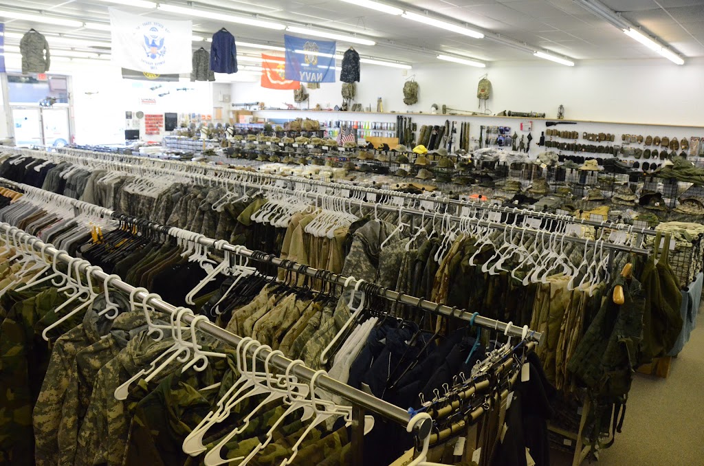 C & T Military Surplus | 1375 N Wilson Rd, Radcliff, KY 40160, USA | Phone: (270) 352-0977