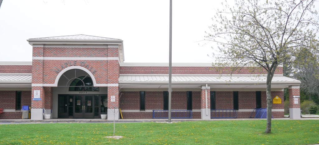 Maple Dale Elementary School | 8377 N Port Washington Rd, Milwaukee, WI 53217, USA | Phone: (414) 351-7380