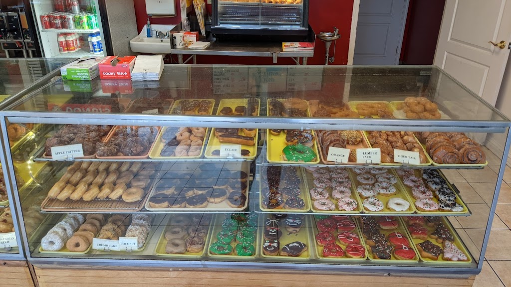 Howards Donuts Lakeland | 8968 US-64, Lakeland, TN 38002, USA | Phone: (901) 937-1865