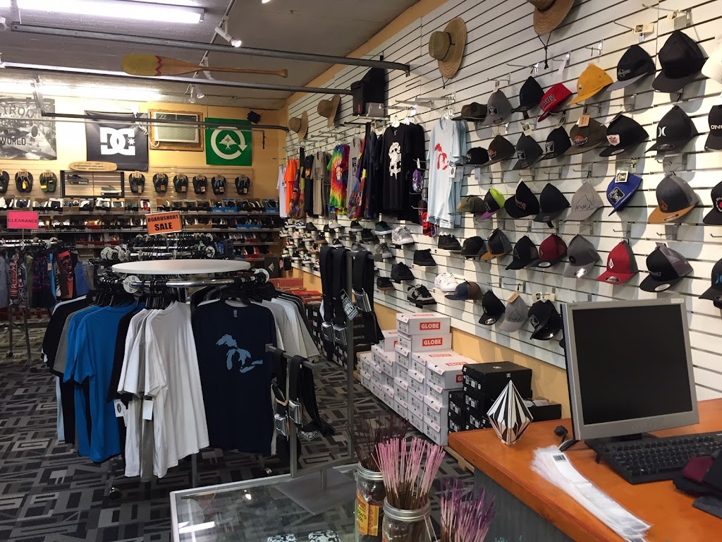 Corkys Boardshop | 26441 Gratiot Ave, Roseville, MI 48066, USA | Phone: (586) 775-8270