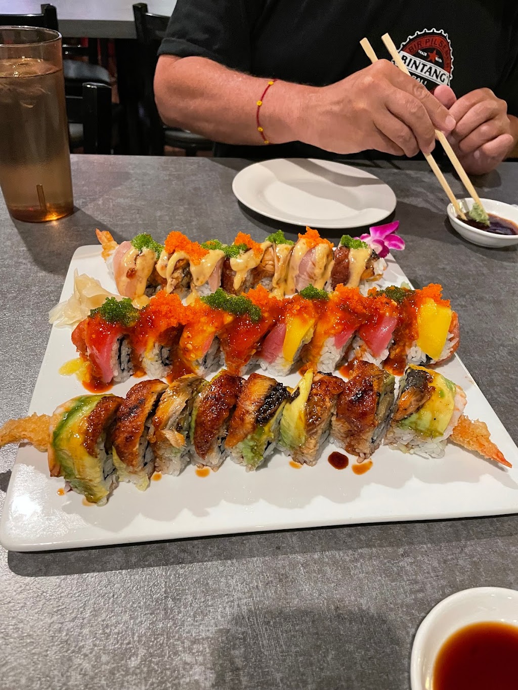 SOZO Sushi | 2835 Hopyard Rd, Pleasanton, CA 94588, USA | Phone: (925) 484-5588