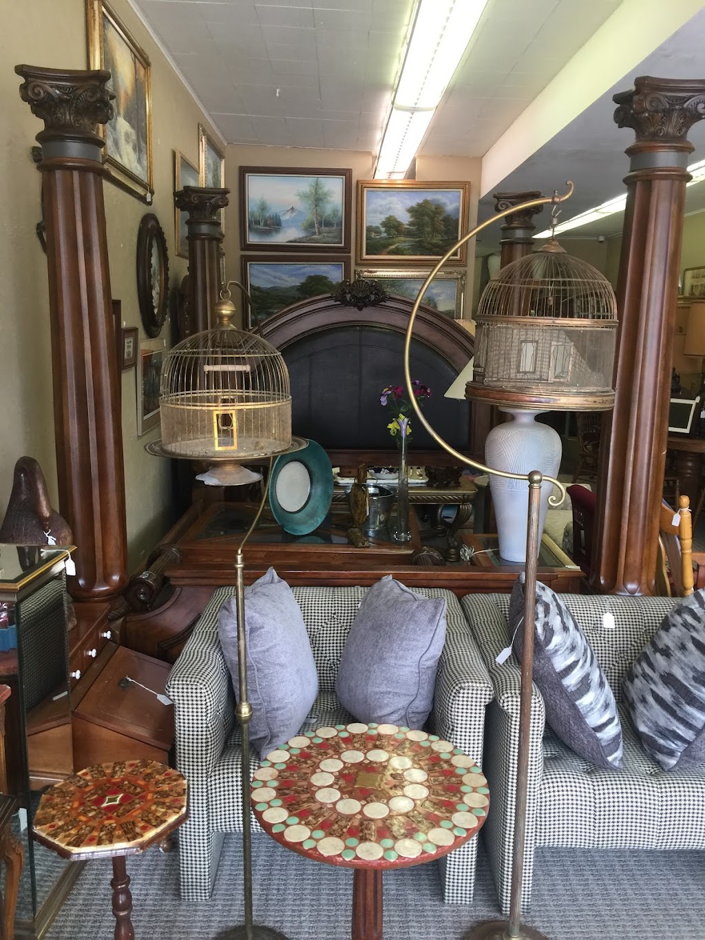 River City Consignments | 2229 Madison St, Bellevue, NE 68005 | Phone: (402) 885-8950