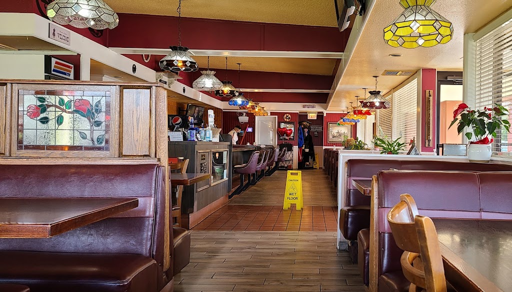 Cindys | 800 N Yosemite Ave, Oakdale, CA 95361, USA | Phone: (209) 847-7897