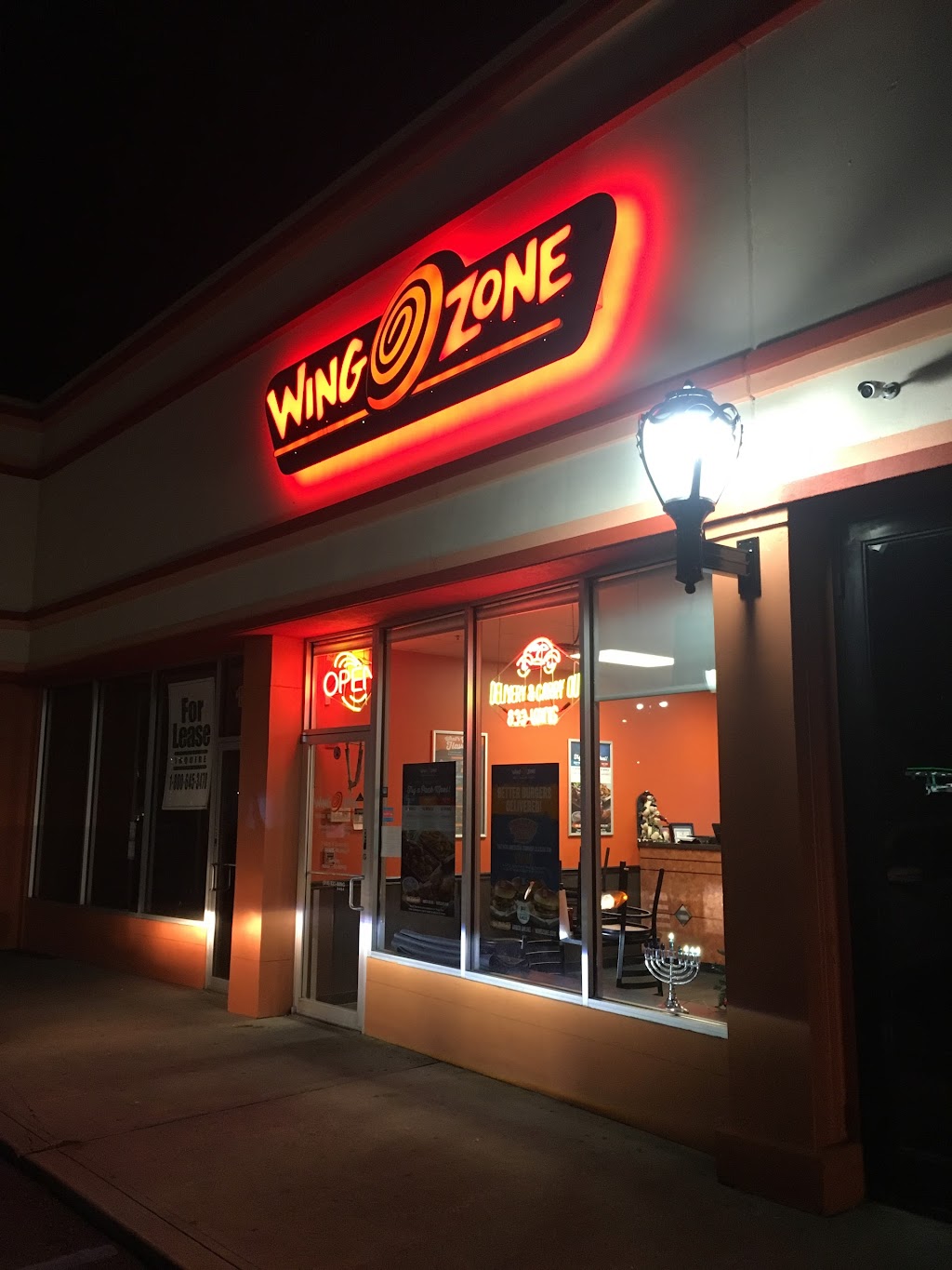 Wing Zone | 1860 Front St, East Meadow, NY 11554, USA | Phone: (516) 833-9464