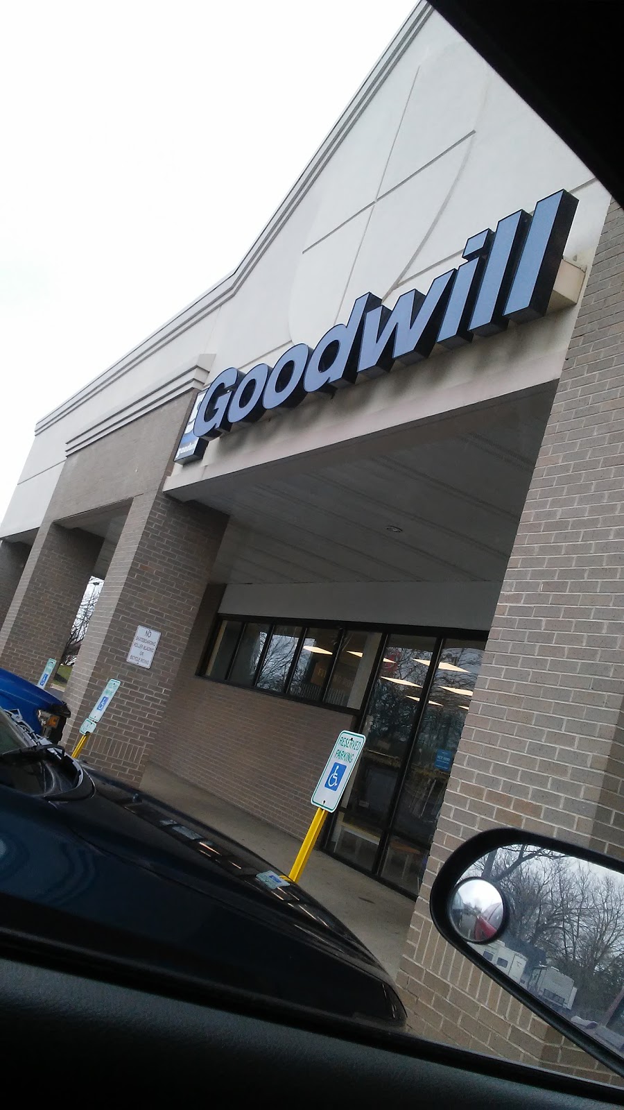 Goodwill | 900 Indian Mound Dr, Mt Sterling, KY 40353, USA | Phone: (859) 497-0003