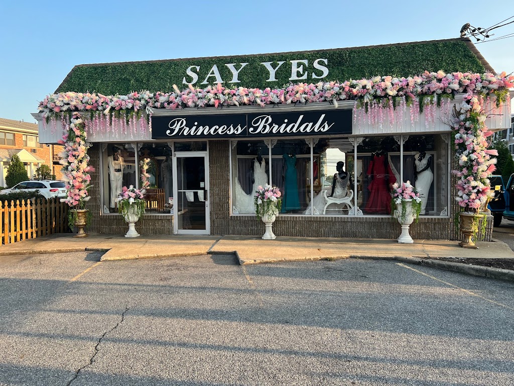 Princess Bridals | 200 Fulton St, Farmingdale, NY 11735, USA | Phone: (516) 249-3005
