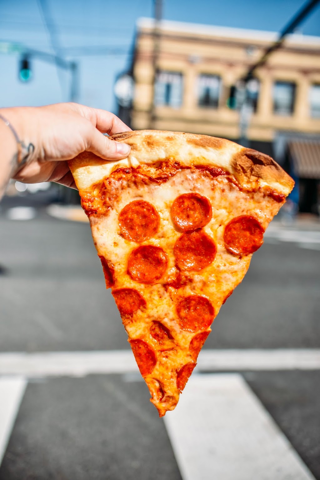 Straight From New York Pizza Hawthorne | 3701 SE Hawthorne Blvd, Portland, OR 97214 | Phone: (503) 736-9739