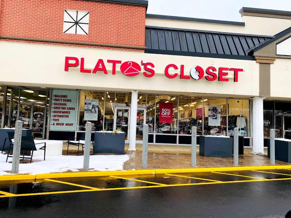 Platos Closet Middletown | 1421 NJ-35, Middletown Township, NJ 07748, USA | Phone: (732) 865-9412