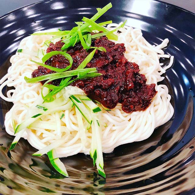 mian sichuan noodle shop - Open for Dine-in | 4695 N Oracle Rd #105, Tucson, AZ 85705, USA | Phone: (520) 276-8886