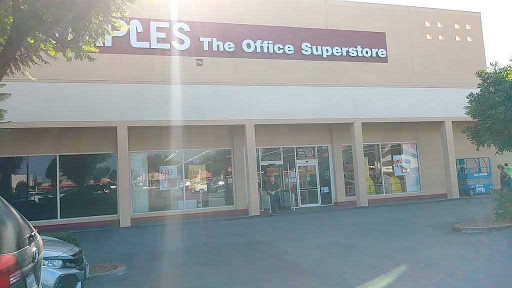 Staples | 13031 Harbor Blvd, Garden Grove, CA 92843 | Phone: (714) 741-8320