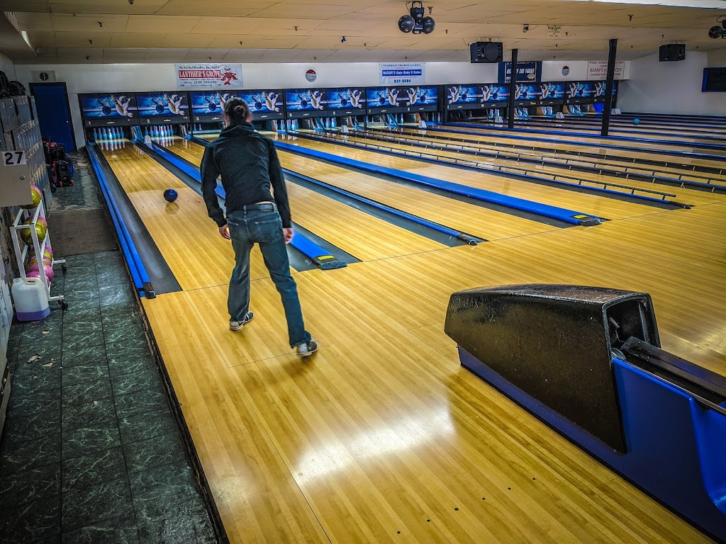 Cohoes Bowling Arena | 309 Ontario St, Cohoes, NY 12047, USA | Phone: (518) 237-9836