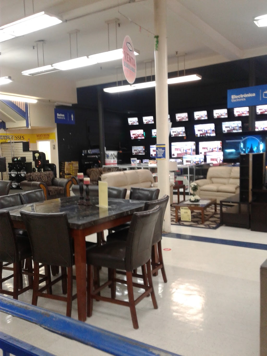 FAMSA Furniture | 425 Jefferson Blvd, Dallas, TX 75208, USA | Phone: (214) 946-8119