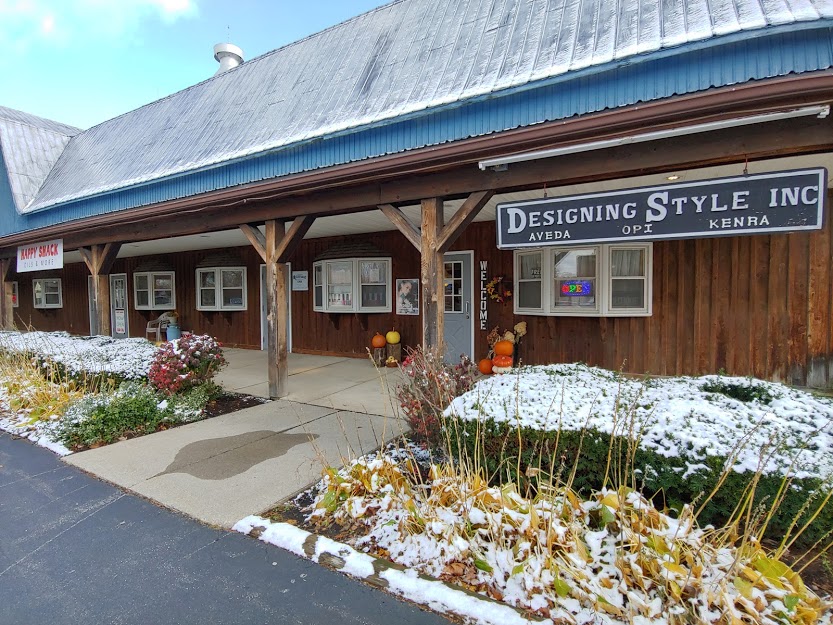 Designing Style Hair & Nail Salon | 6989 Transit Rd, East Amherst, NY 14051, USA | Phone: (716) 639-7400