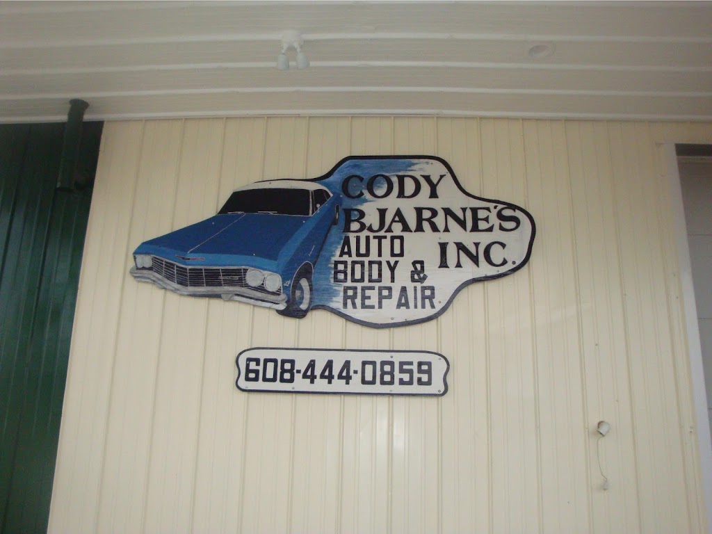 Cody Bjarnes Auto Body & Repair, Inc | 201 Jefferson St, Cambridge, WI 53523, USA | Phone: (608) 444-0859
