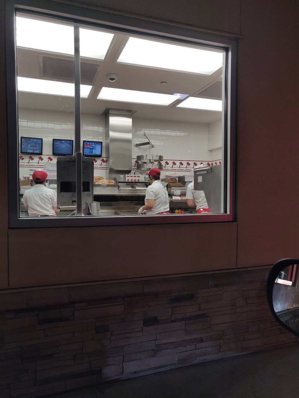 In-N-Out Burger | 2501 N Tarrant Pkwy, Fort Worth, TX 76177 | Phone: (800) 786-1000