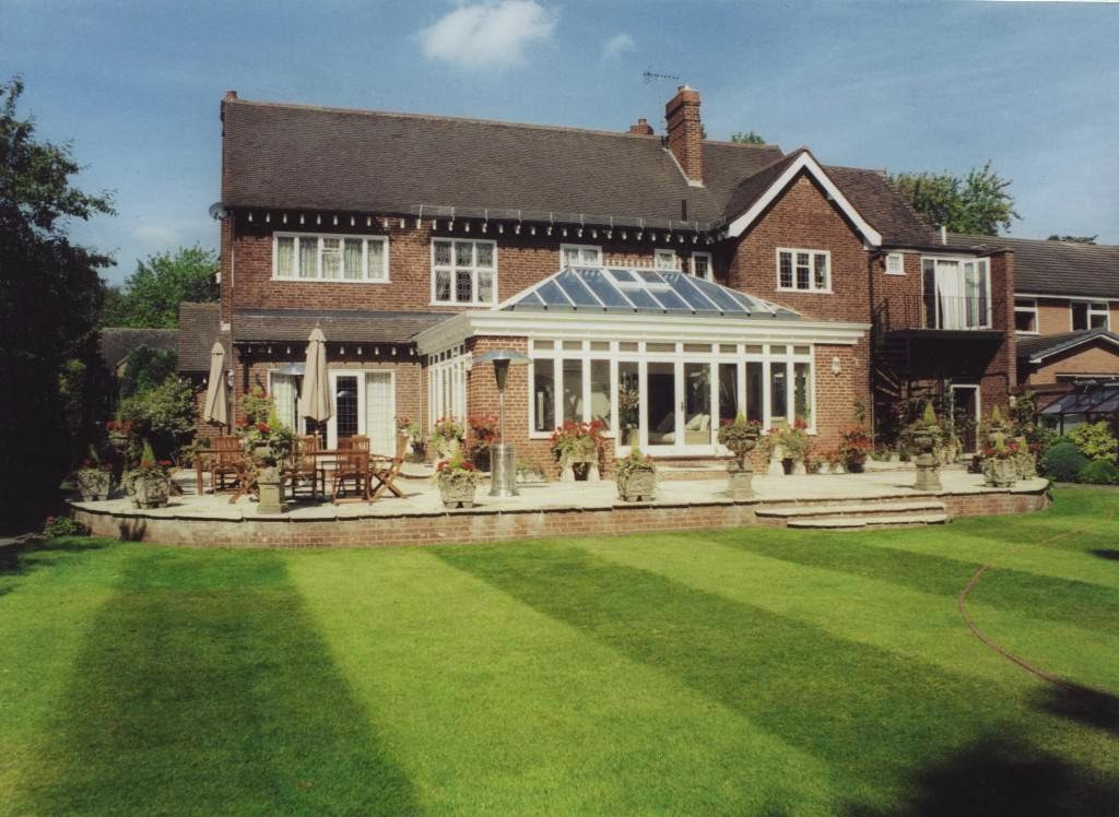 Traditional Conservatories Ltd | Weston Ln, Tyseley, Birmingham B11 3RP, UK | Phone: 0121 706 0102