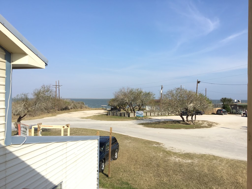 Baffin Bay Lodge | 1299 County Rd 2327 E, Riviera, TX 78379, USA | Phone: (361) 297-5555