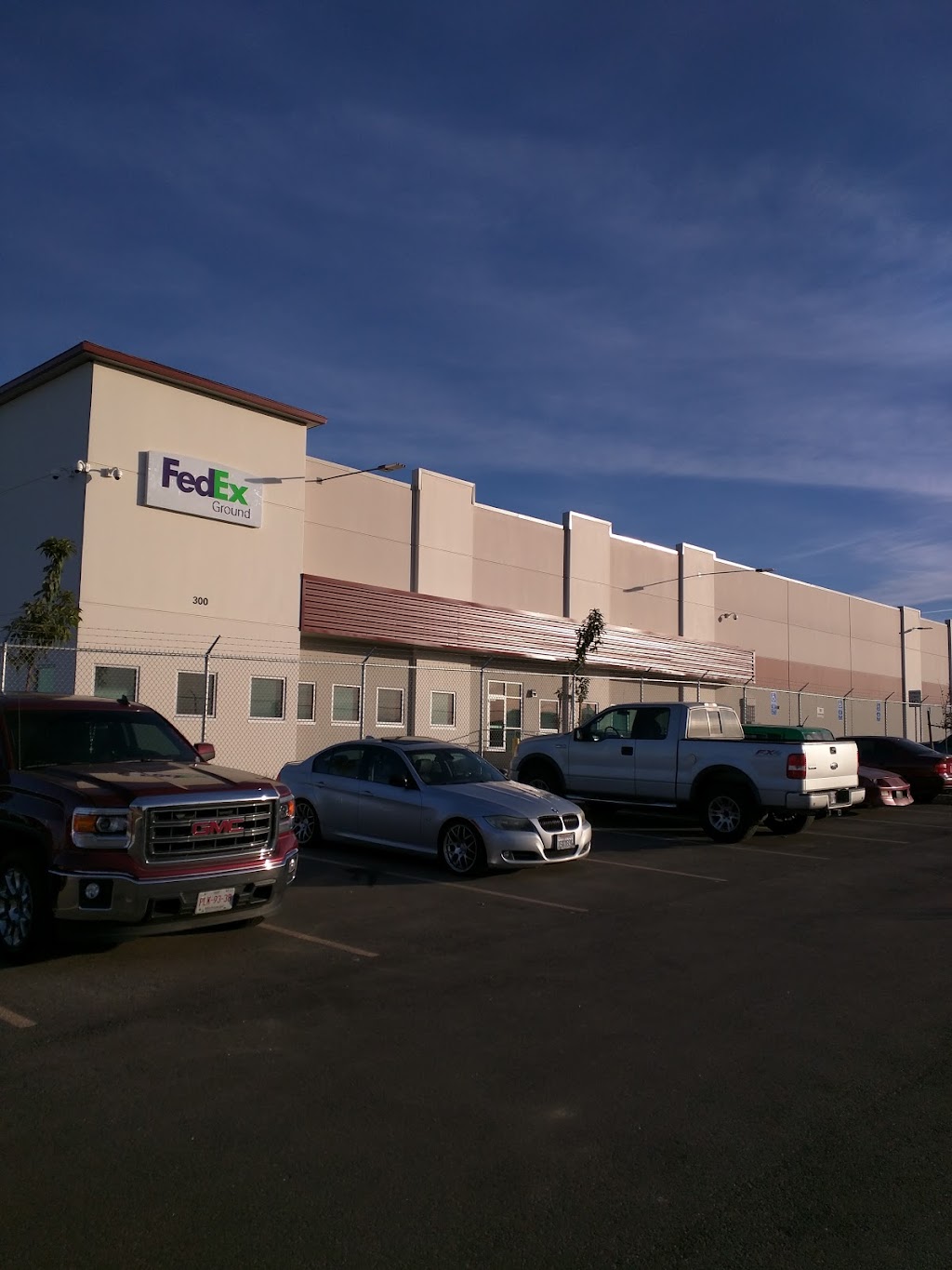 FedEx Ground | 300 Manabe Ow Rd, Watsonville, CA 95076, USA | Phone: (800) 463-3339