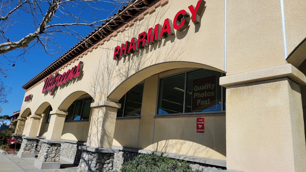 Walgreens | 3001 Foothill Blvd, La Crescenta-Montrose, CA 91214, USA | Phone: (818) 541-7840