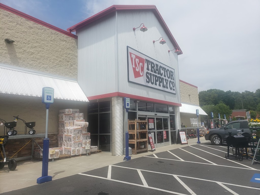 Tractor Supply Co. | 3064 Cobb Pkwy NW, Kennesaw, GA 30152, USA | Phone: (770) 917-9759