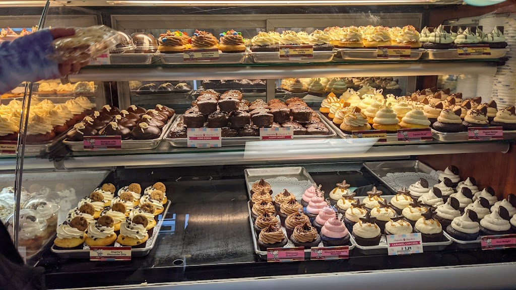 Cupcake Charlies | 6 Town Wharf, Plymouth, MA 02360 | Phone: (508) 747-9225