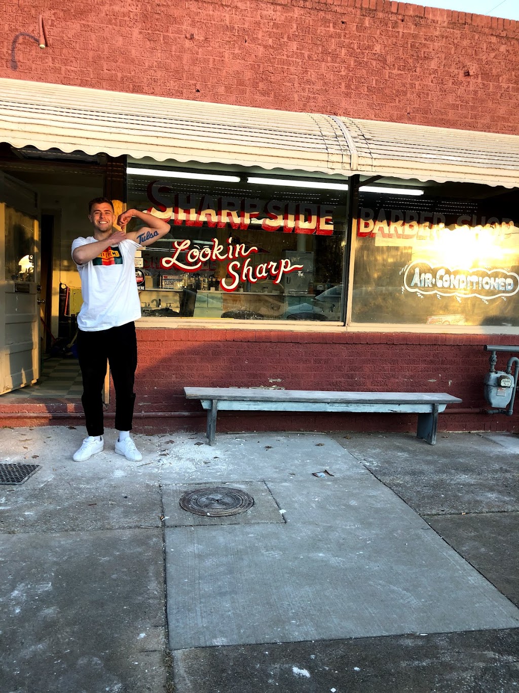 Sharpside Barber Shop | 943 S Pittsburg Ave, Tulsa, OK 74112, USA | Phone: (918) 527-7961