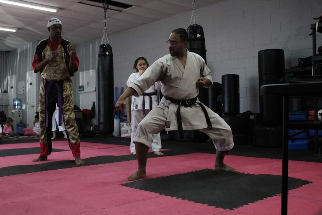 Thomas Karate Academy | 7203 Lower Hunters Trace #3225, Louisville, KY 40258 | Phone: (502) 644-0375