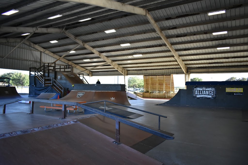 Alliance Skatepark at Grand Prairie | 1002 Lone Star Pkwy, Grand Prairie, TX 75050, USA | Phone: (972) 262-4479